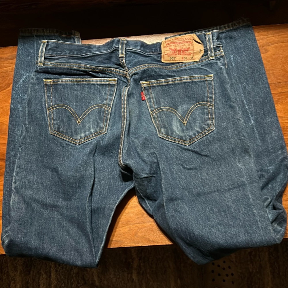Levi's 501 straight leg button fly jeans